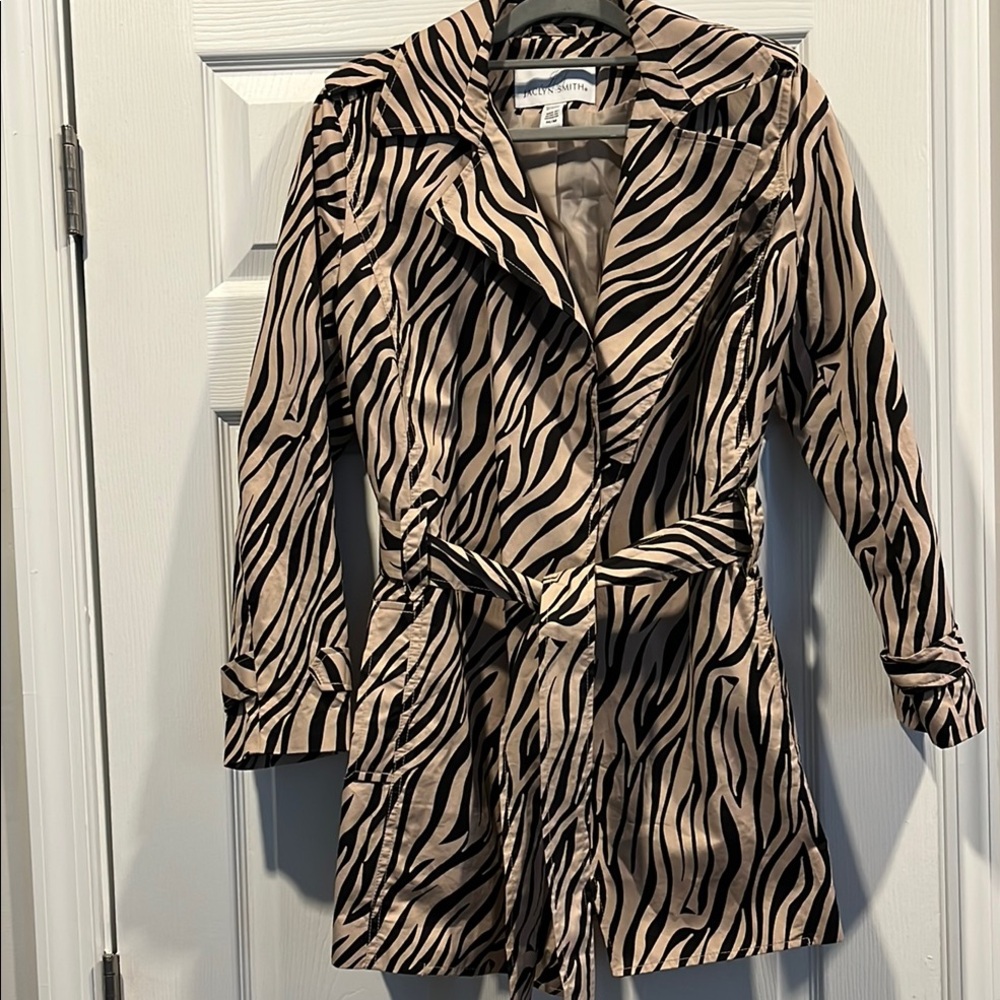 Jaclyn‎ Smith Zebra Print Women's Trench Coat Size M Material 100% Cotton.
